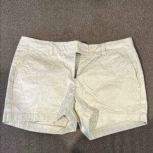 Vineyard Vines Light Khaki Shorts Classic Style